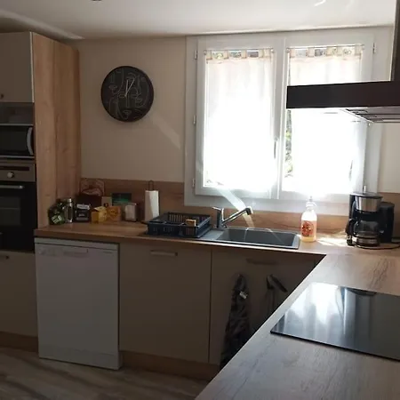 Apartment 11 Personnes *
